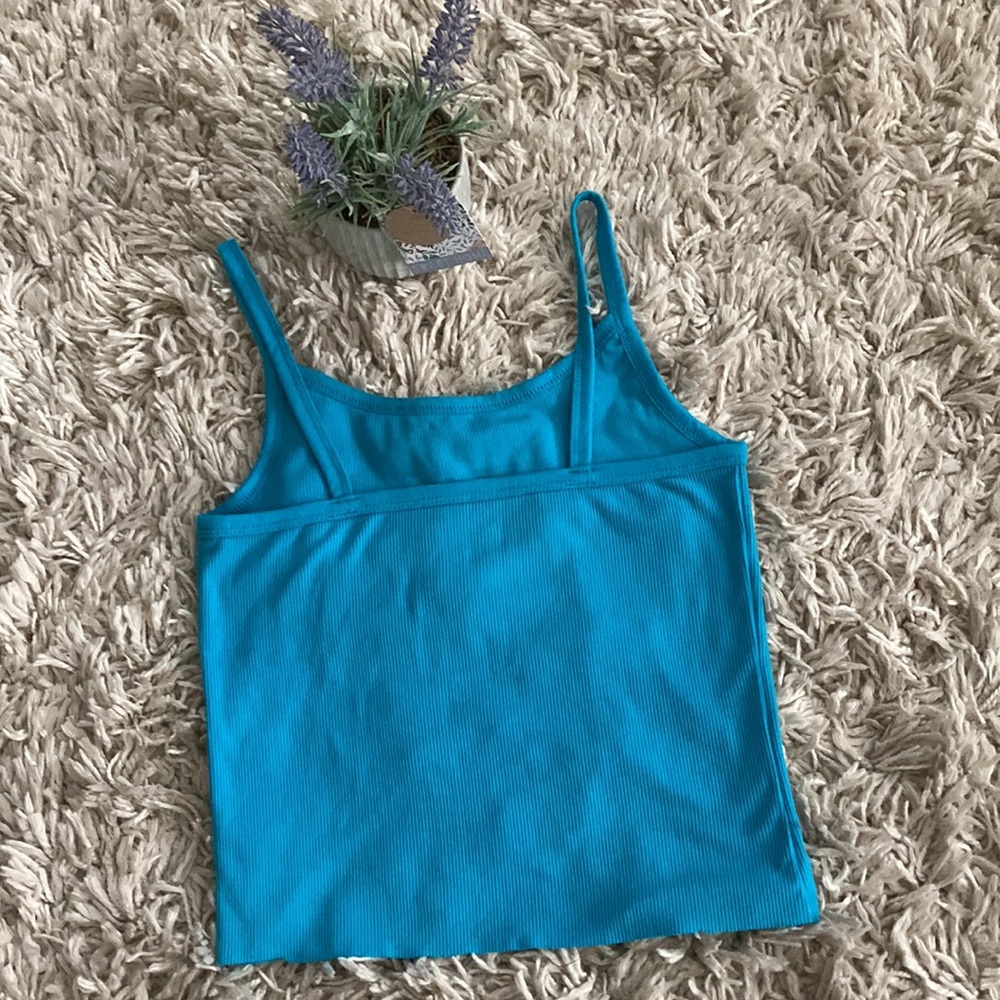 Top - Picture 2 of 2